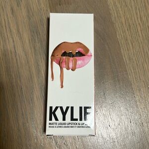 Kylie cosmetics lip kit EXPOSED